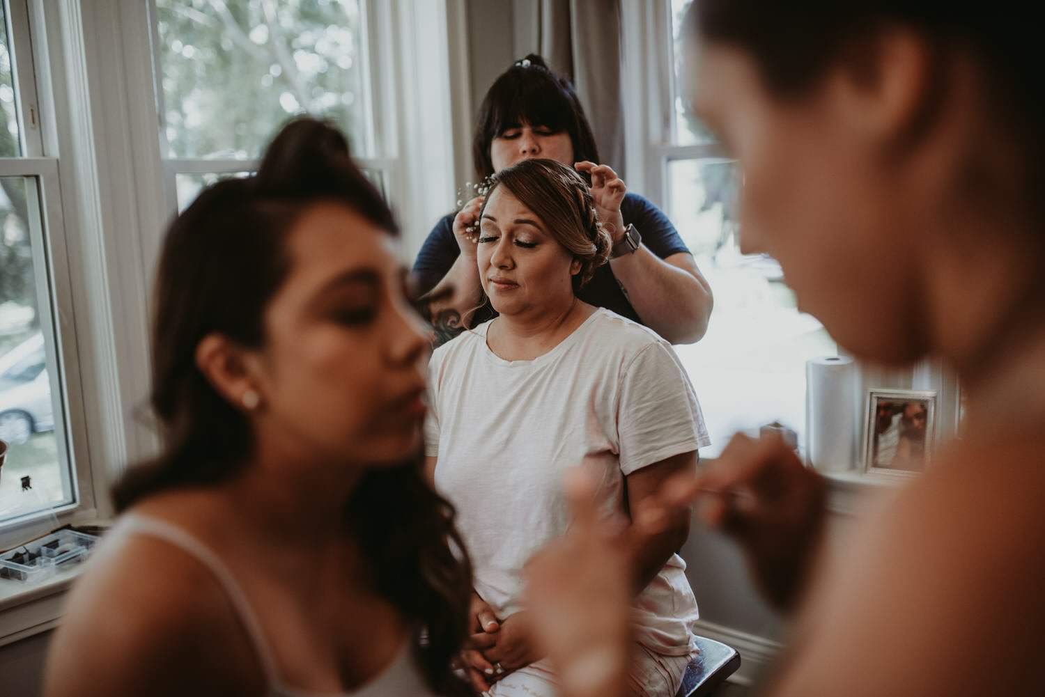 Chicago vow renewal, bride getting ready in her home, The Adamkovi