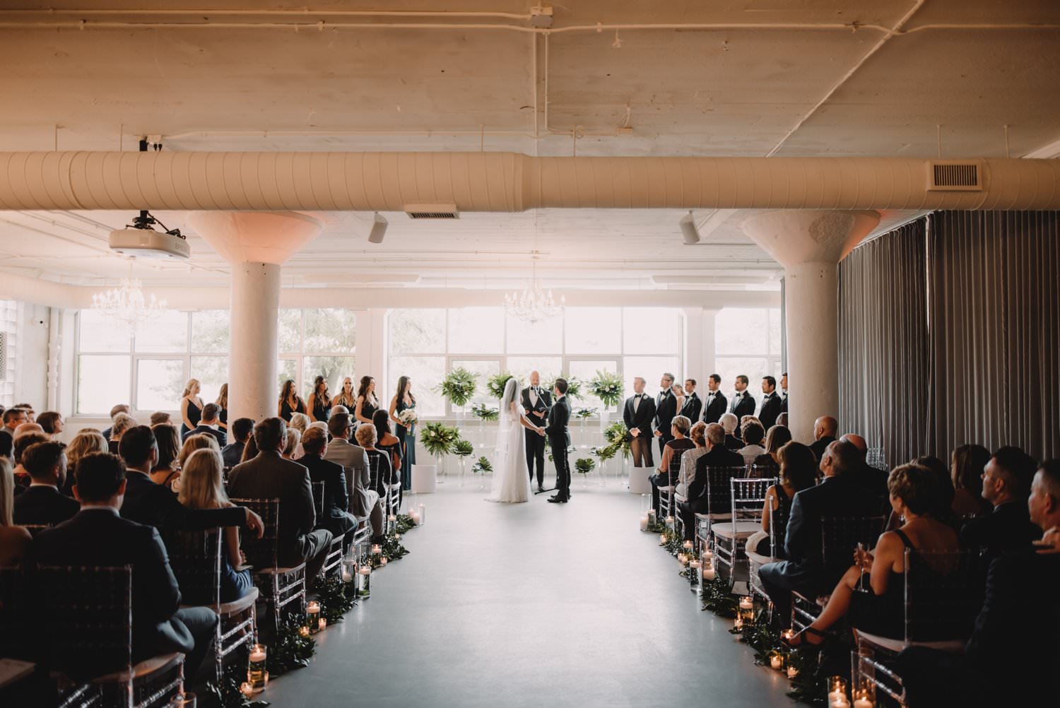 Chicago Wedding Room 1520 - The Adamkovi Photography