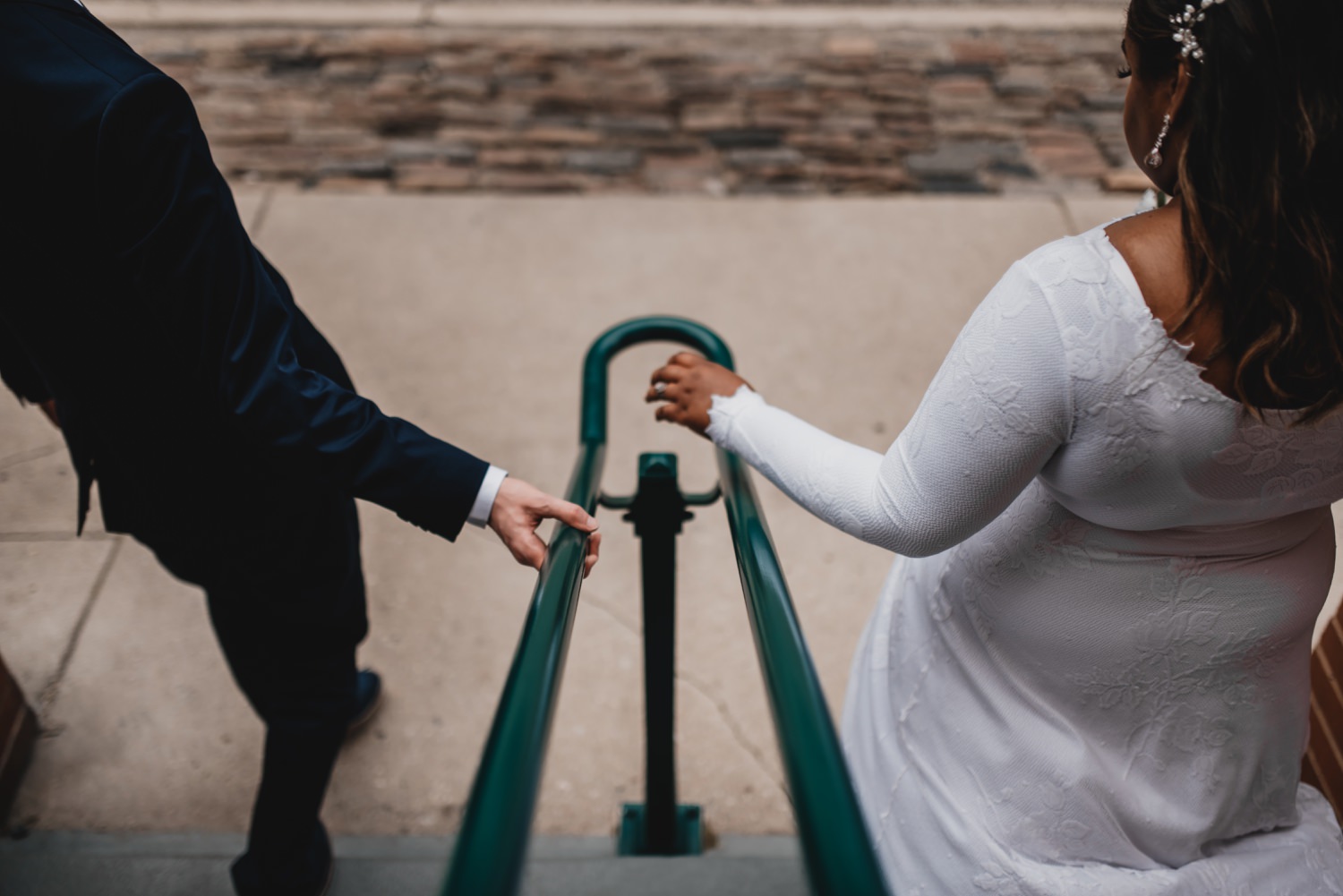 Chicago Elopement photographer - The Adamkovi, bride and groom details of hands