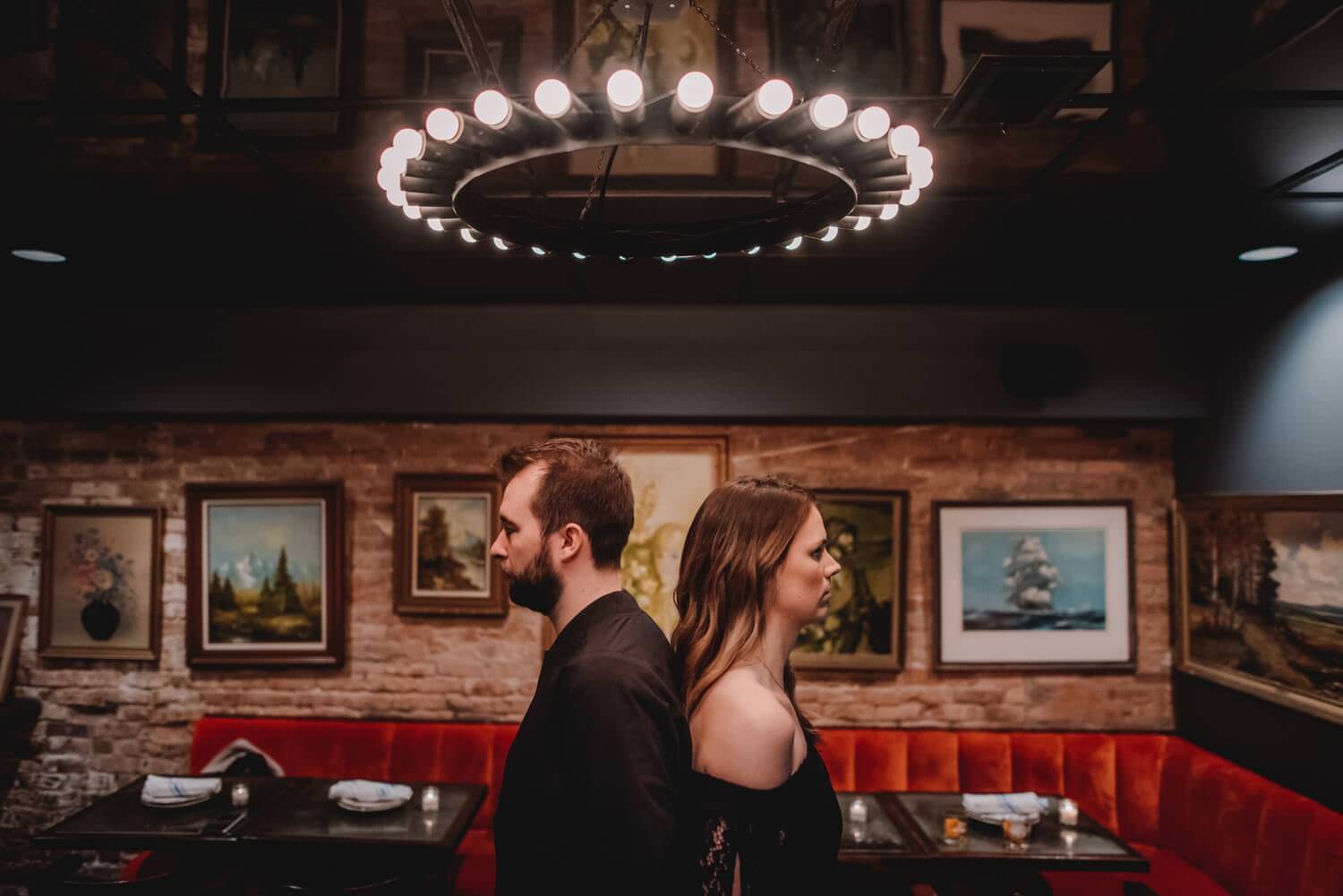 Downtown Chicago Engagement photos in a bar