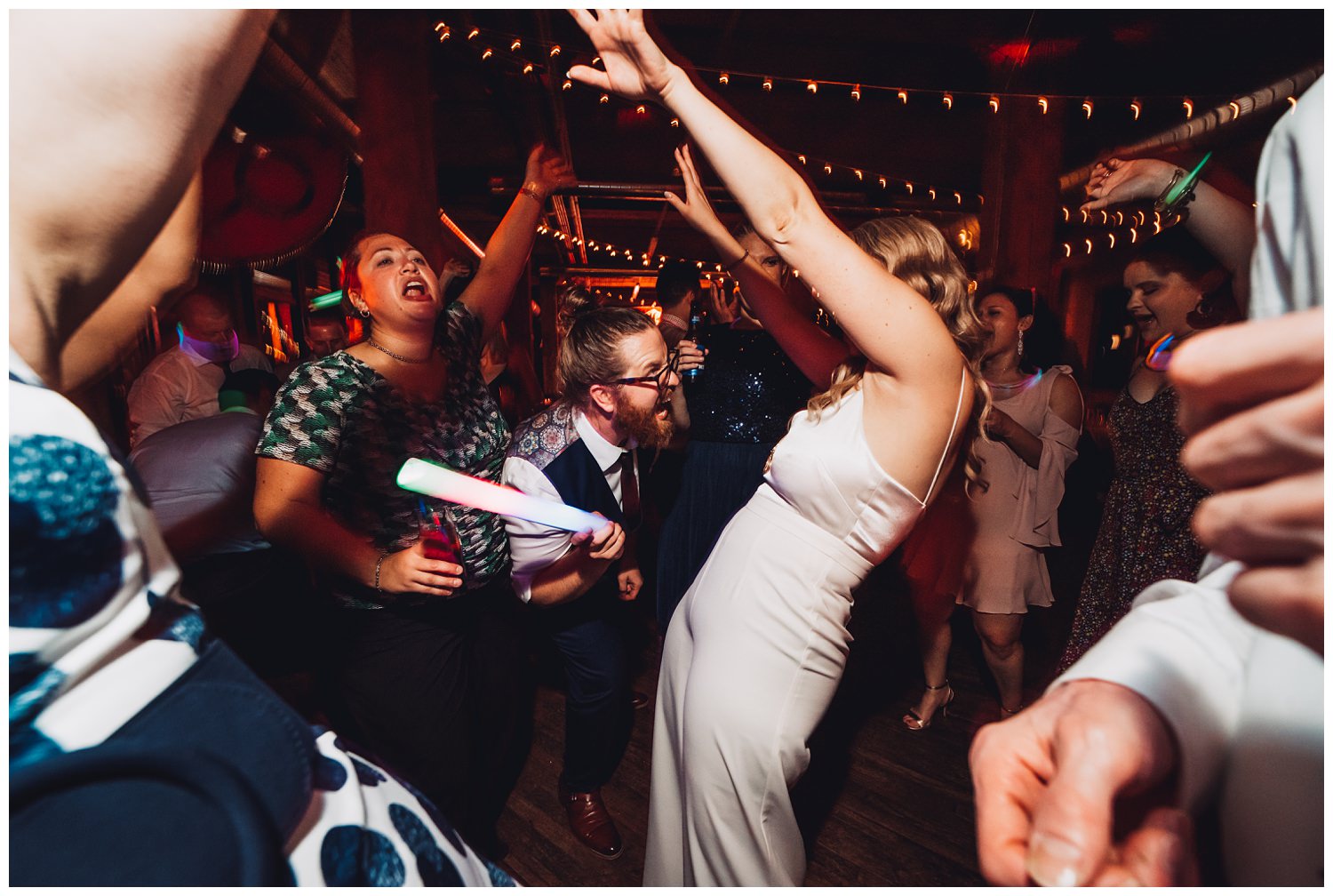 Lacuna Lofts Chicago Wedding Photography - The Adamkovi, Epic Dance Party