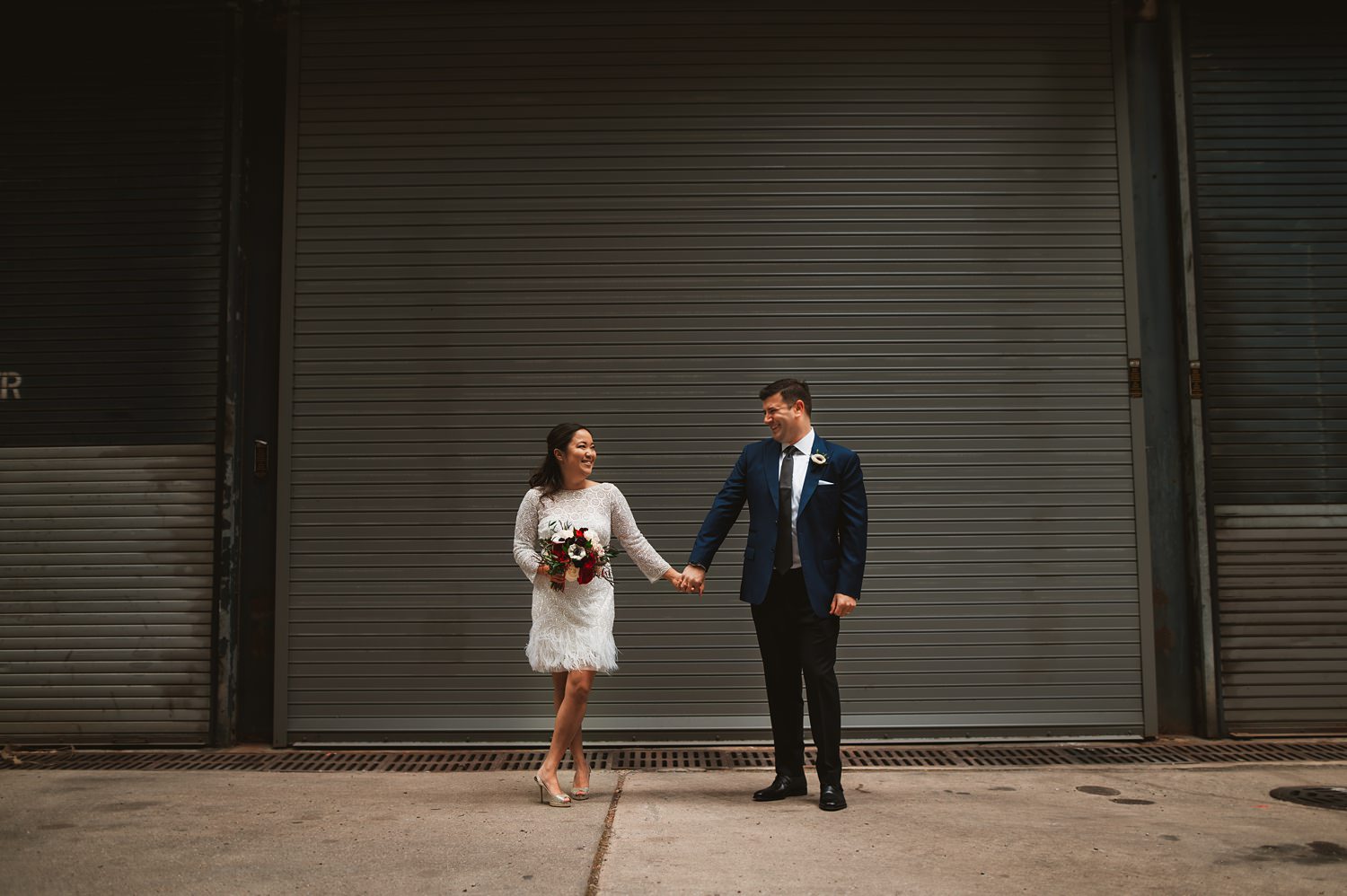 Chicago Courthouse Elopement wedding - The Adamkovi, city hall, photos in the loop area