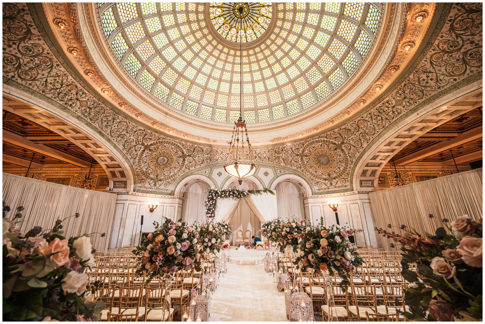 Chicago Cultural Center wedding photographed by the Adamkovi